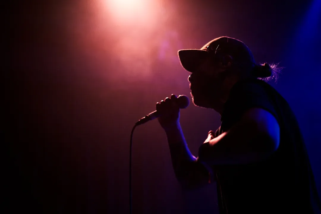 The Nomad on stage
